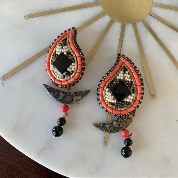 Vintage clip on earrings bundle - Picture 2 of 7